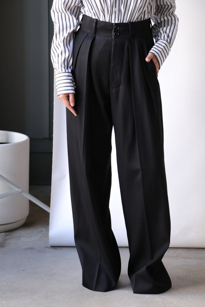 Buy Black Side Pleated Parallel Pants Online - Shop for W